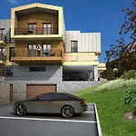 Apartment Grand 4*