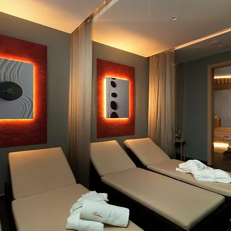 شقة Grand 4*