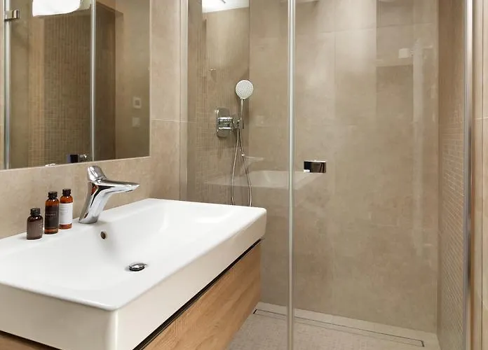 Grand Апартаменти 4*