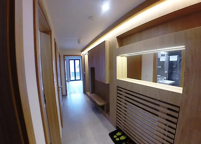 Апартаменти Grand 4*